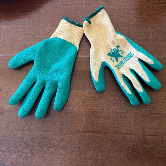 Cactus Plant Flea Market Garden 🧤 Gloves - Picture 2 of 3